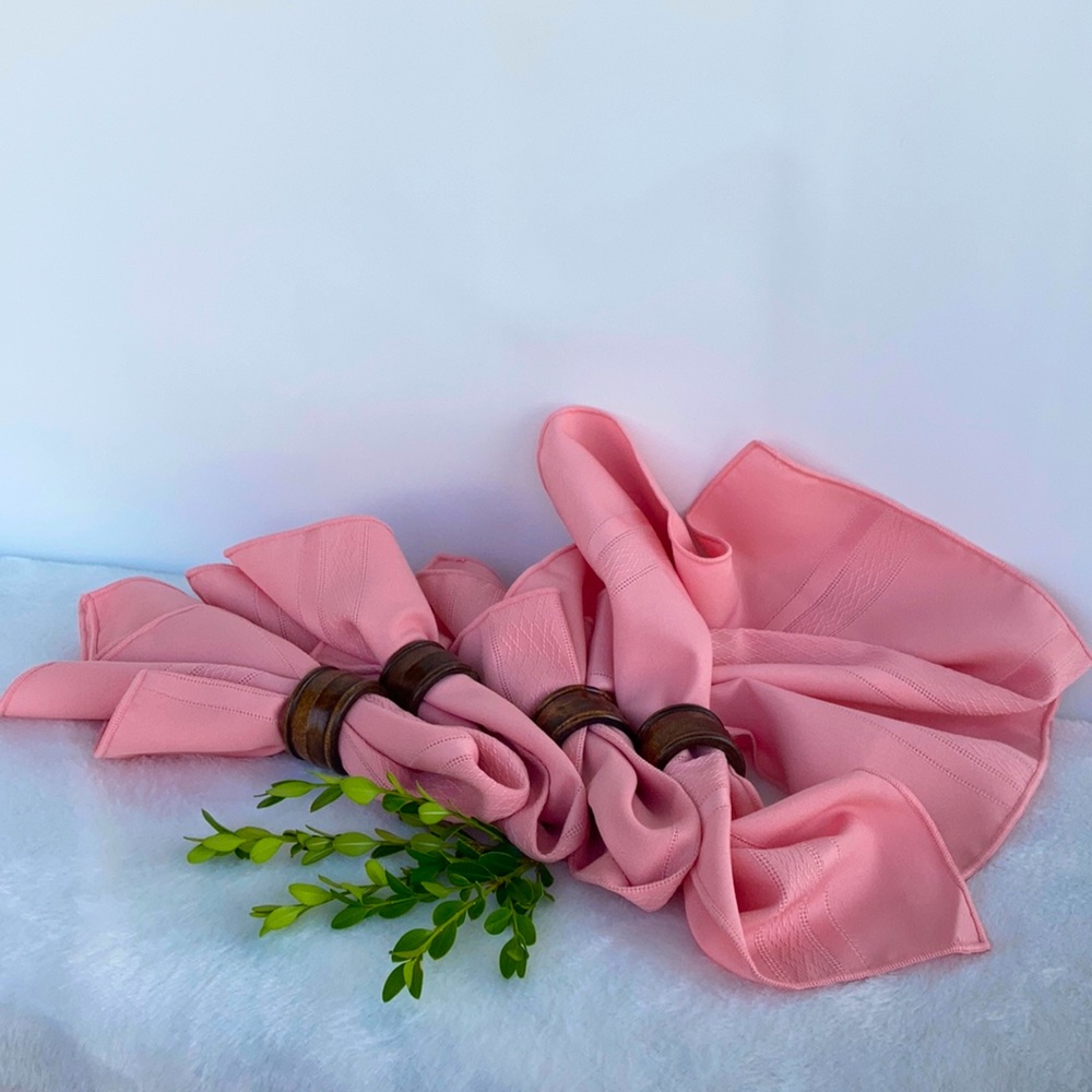 Vintage Soft Pink Dinner/Tea Napkins and Wooden Rings